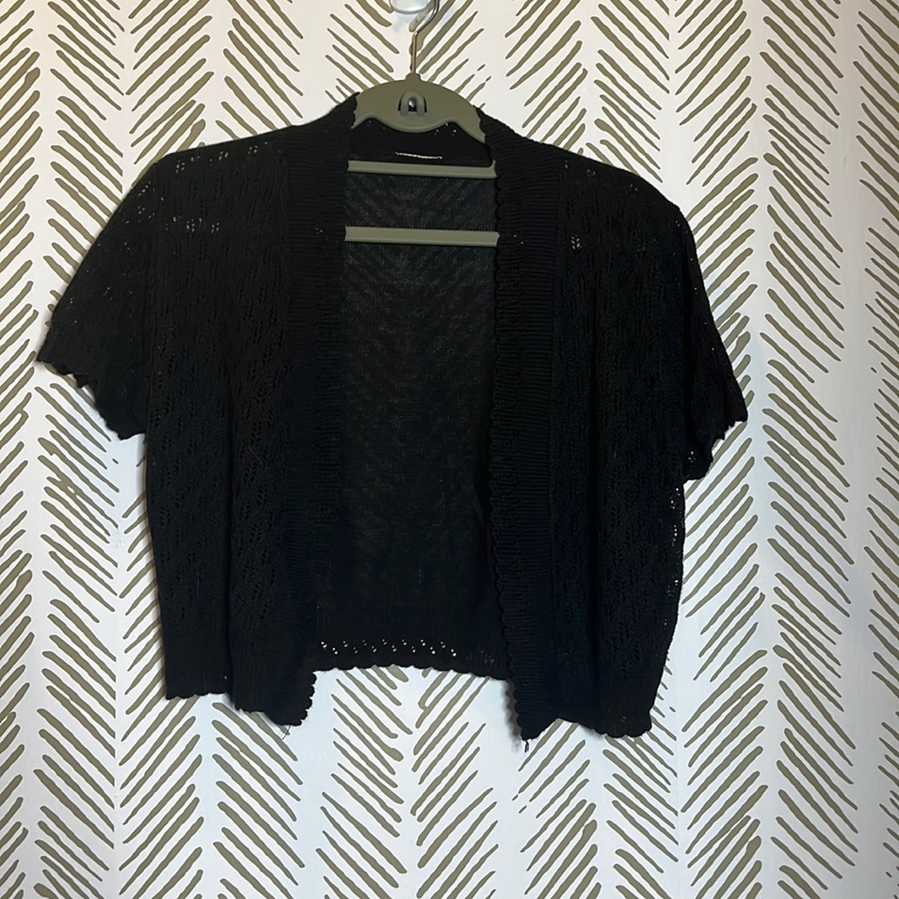 Crop Short Sleeve Shaw